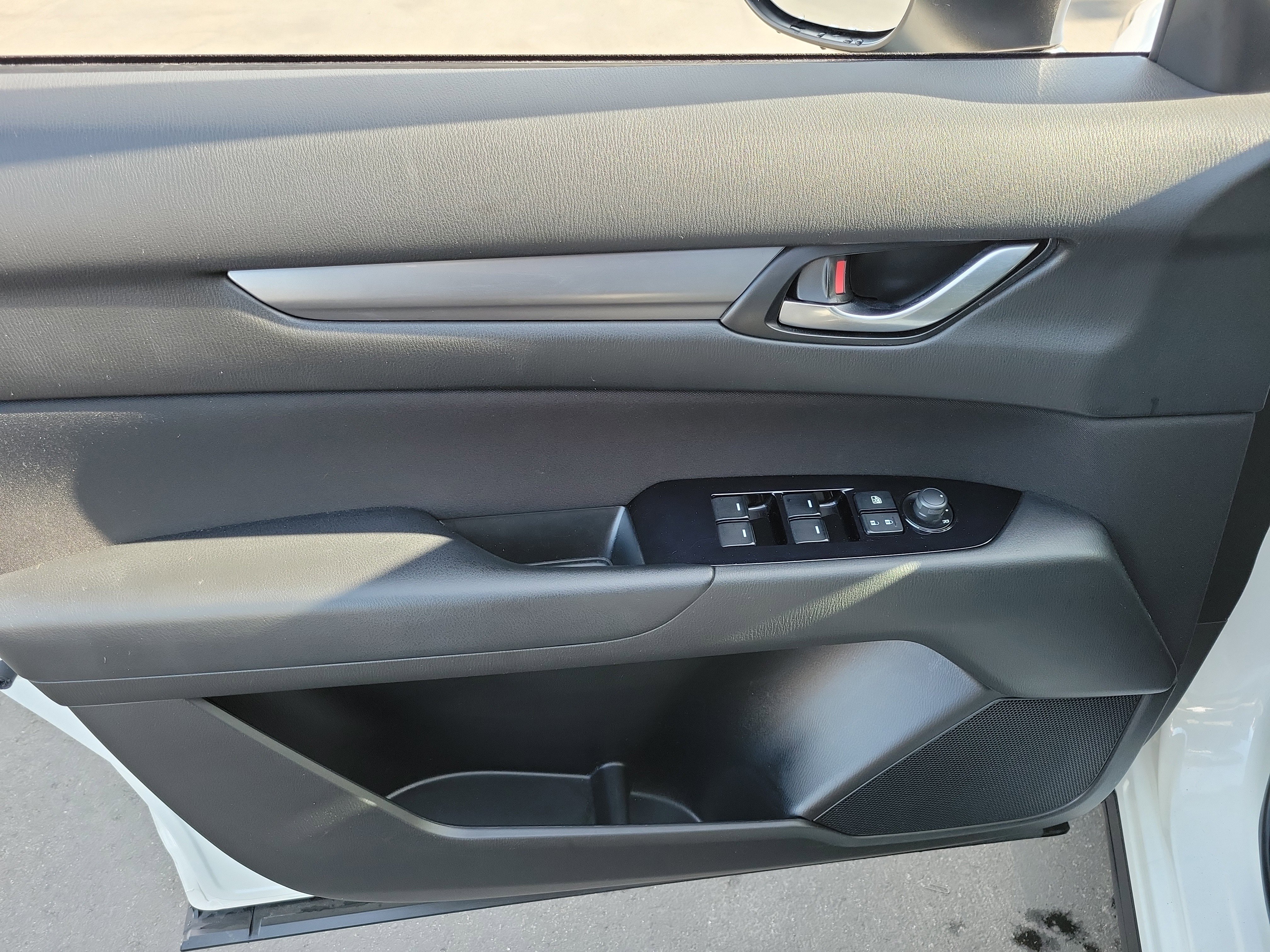 Used 2021 MAZDA CX-5 Sport image 10