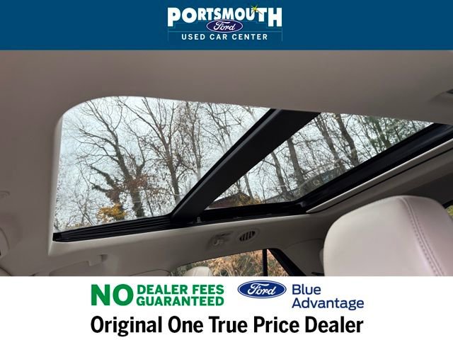 Certified 2022 Ford Explorer XLT w/ Equipment Group 202A image 10