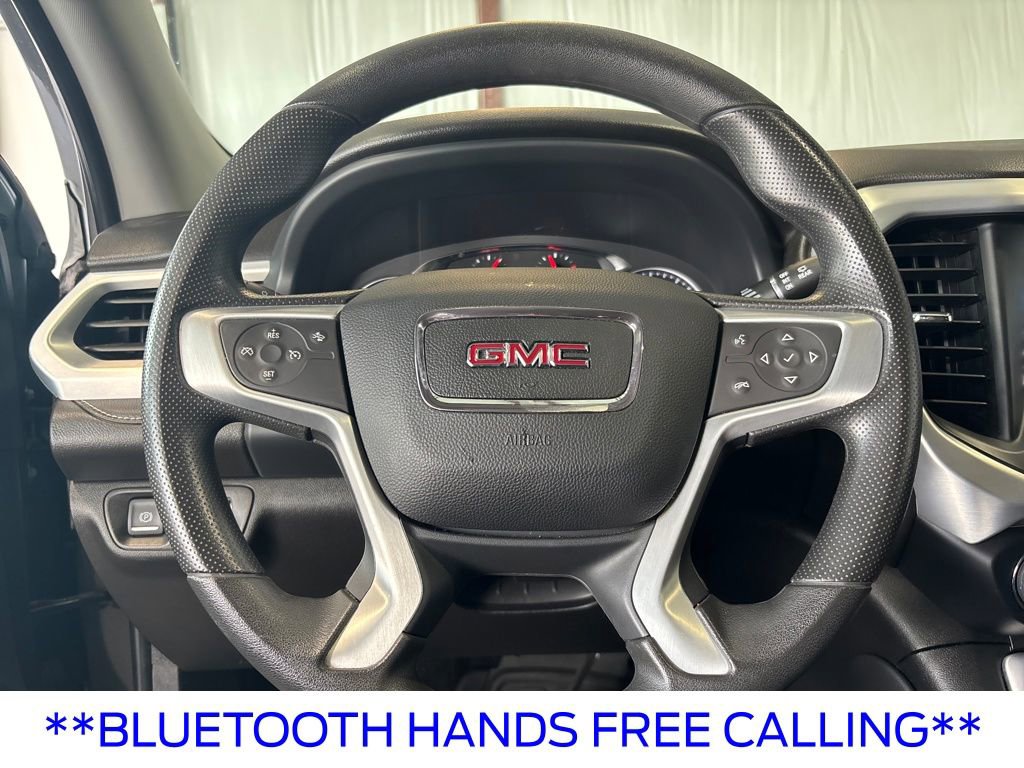 Used 2023 GMC Acadia SLE image 11