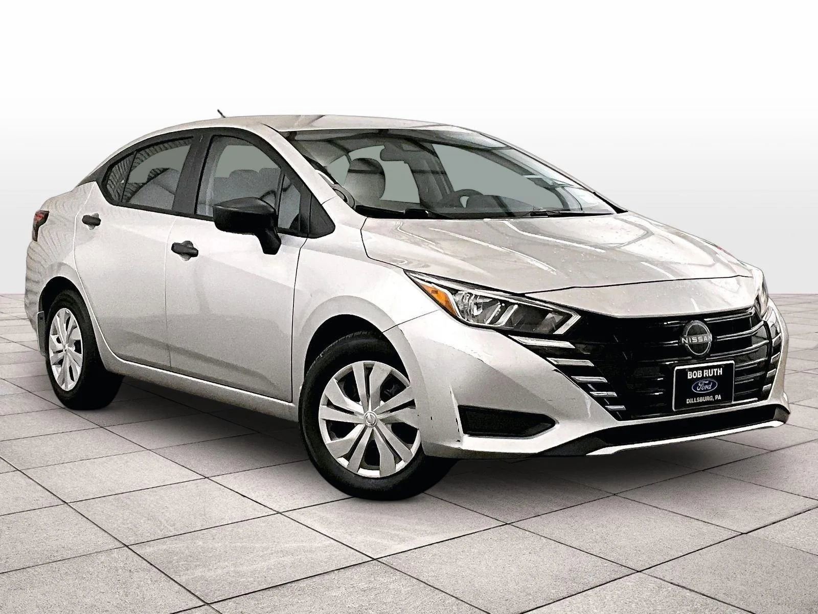 Used 2024 Nissan Versa S w/ Trunk Package image 2