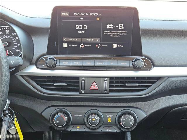 Used 2024 Kia Forte LXS FWD image 13