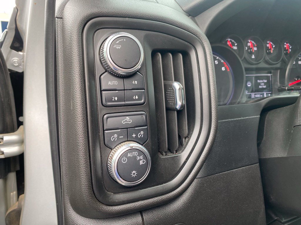 Used 2023 GMC Sierra 3500 Pro w/ Convenience Package AWD/4WD image 17