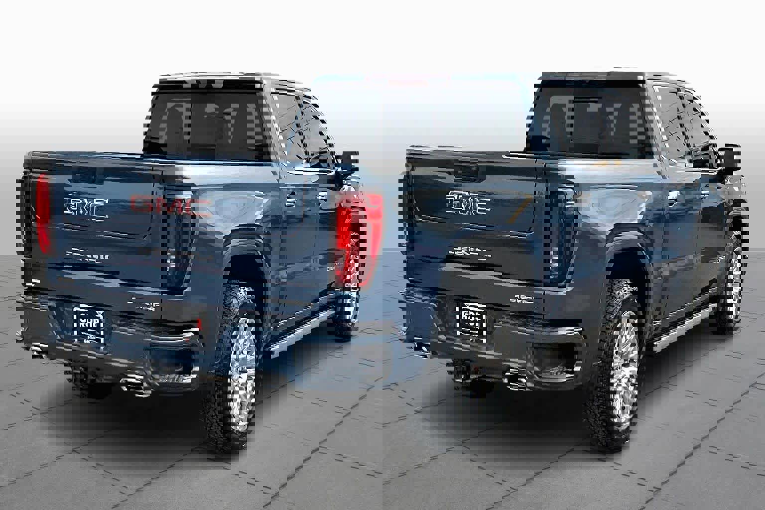 Used 2024 GMC Sierra 1500 Denali w/ Technology Package image 4