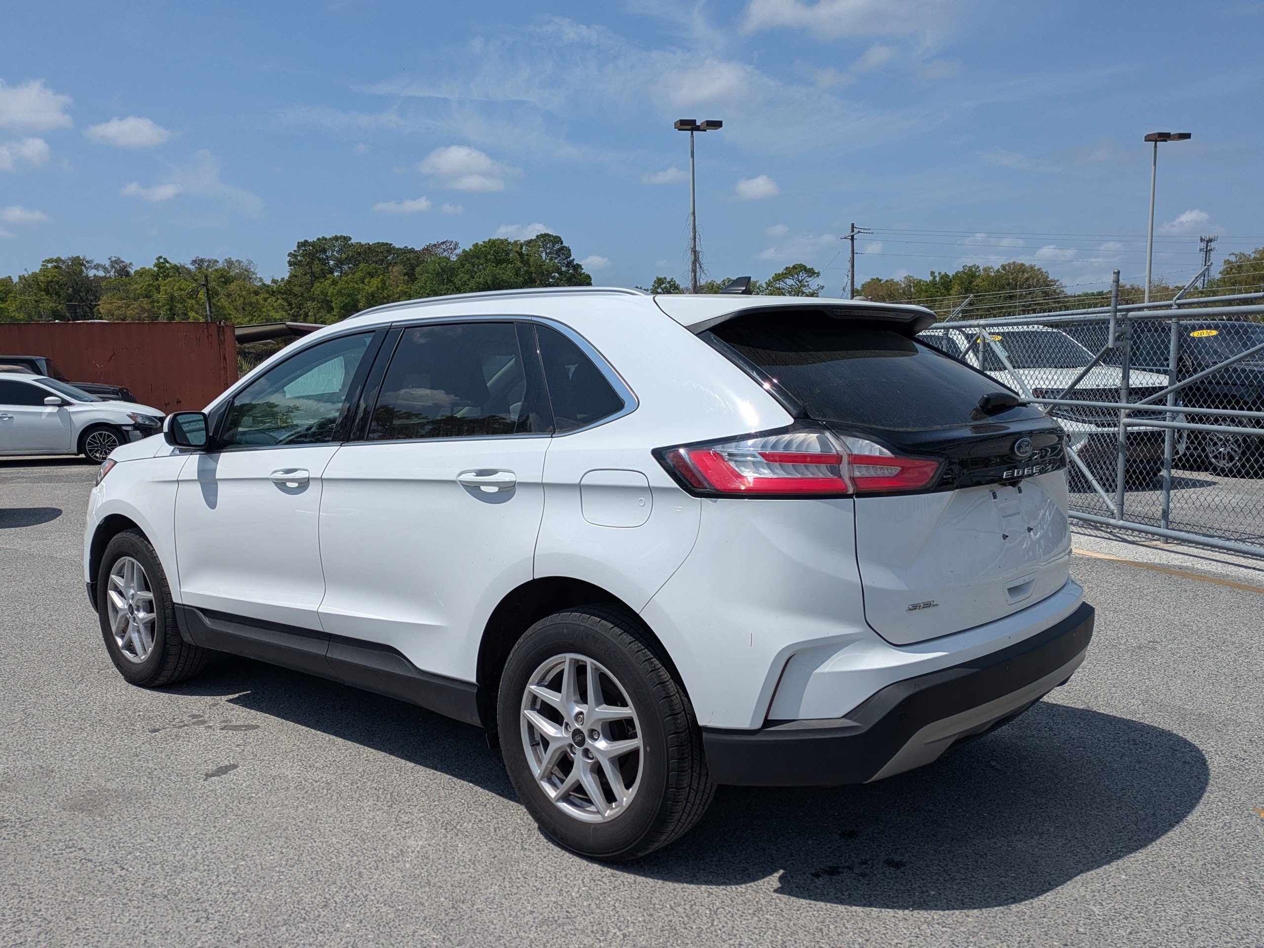 Certified 2024 Ford Edge SEL w/ Convenience Package AWD/4WD image 6