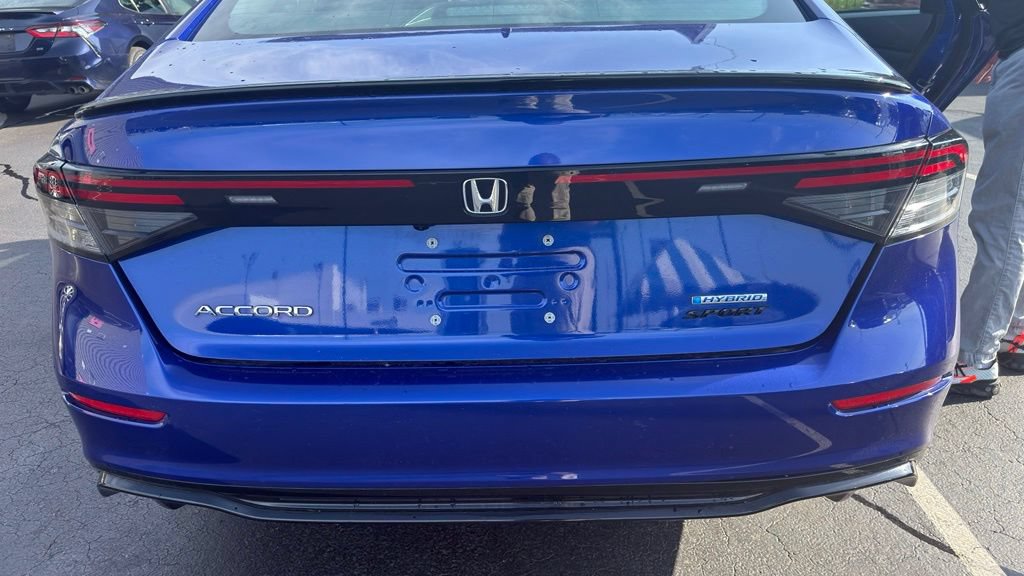 Used 2023 Honda Accord Sport image 5