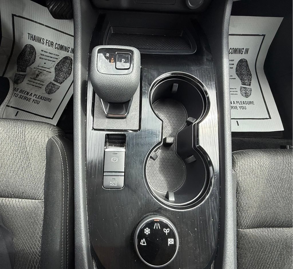 Used 2024 Nissan Rogue SV AWD/4WD image 24