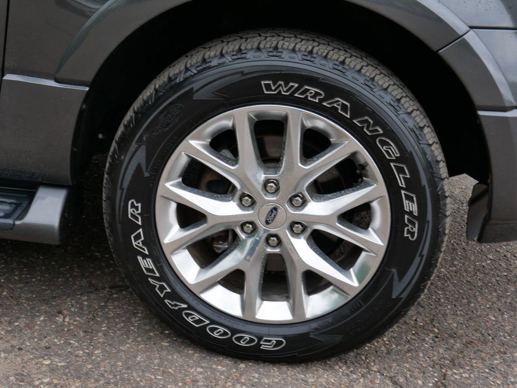 Certified 2017 Ford Expedition Limited AWD/4WD image 7