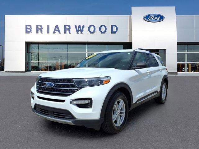 Certified 2021 Ford Explorer XLT w/ Equipment Group 202A AWD/4WD image 1