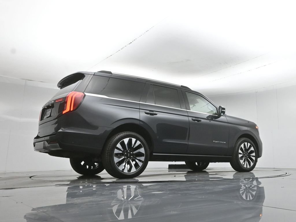 Certified 2025 Ford Expedition Platinum w/ Driver's Package AWD/4WD image 55