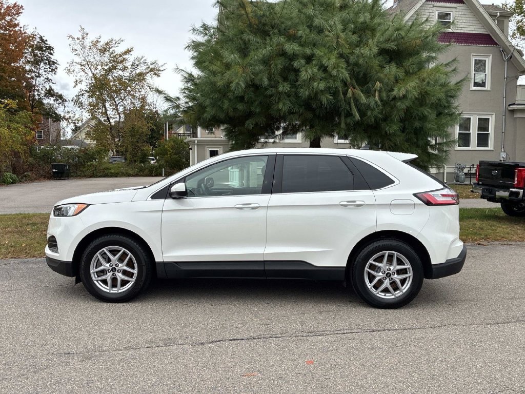 Certified 2024 Ford Edge SEL w/ Convenience Package AWD/4WD image 4