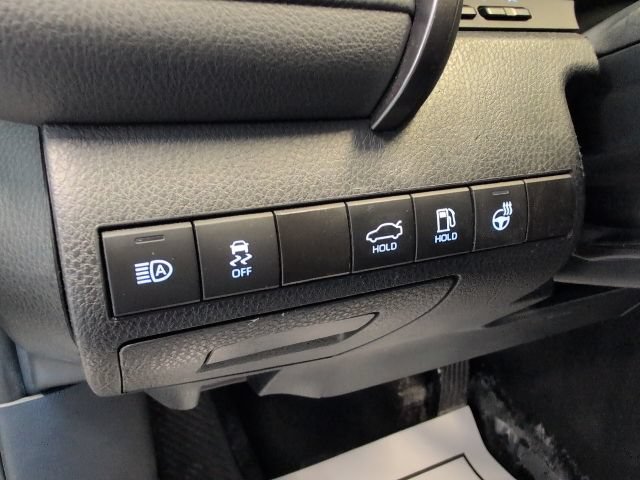 Used 2024 Toyota Camry SE AWD/4WD image 15
