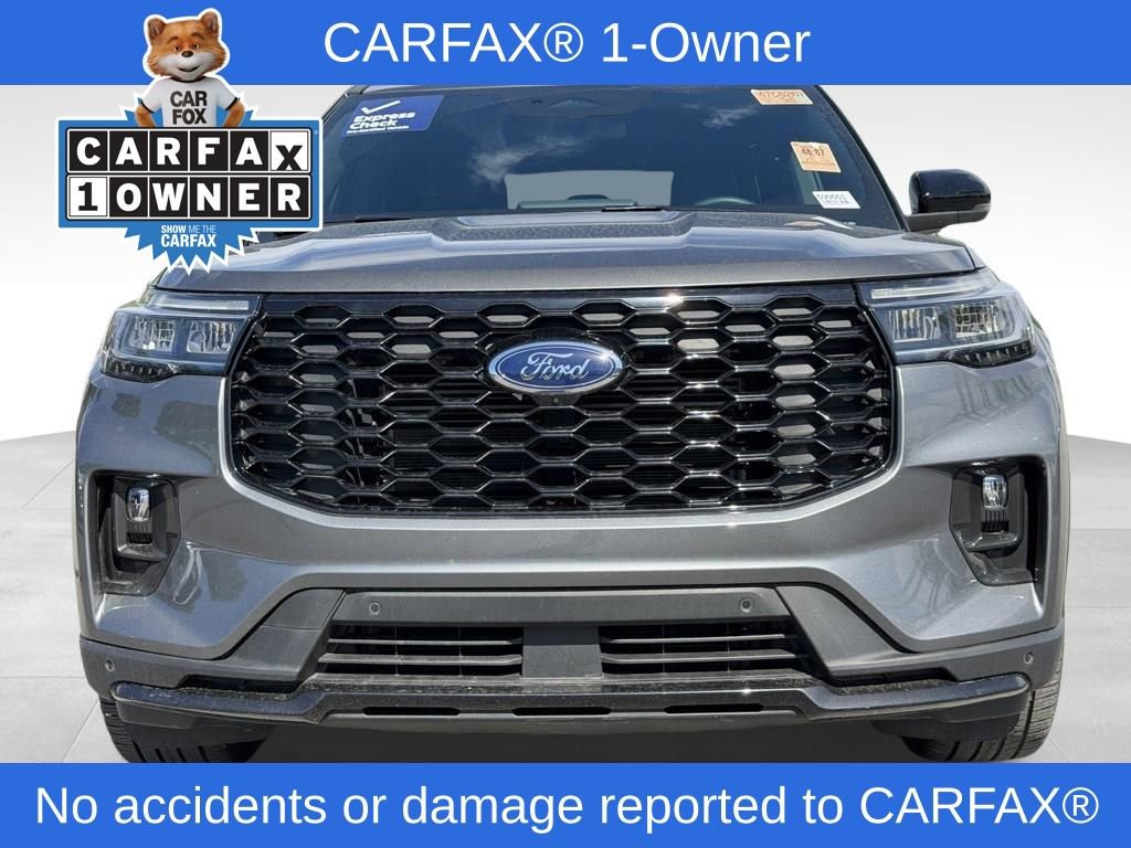 Certified 2025 Ford Explorer ST-Line w/ Premium Package AWD/4WD image 2