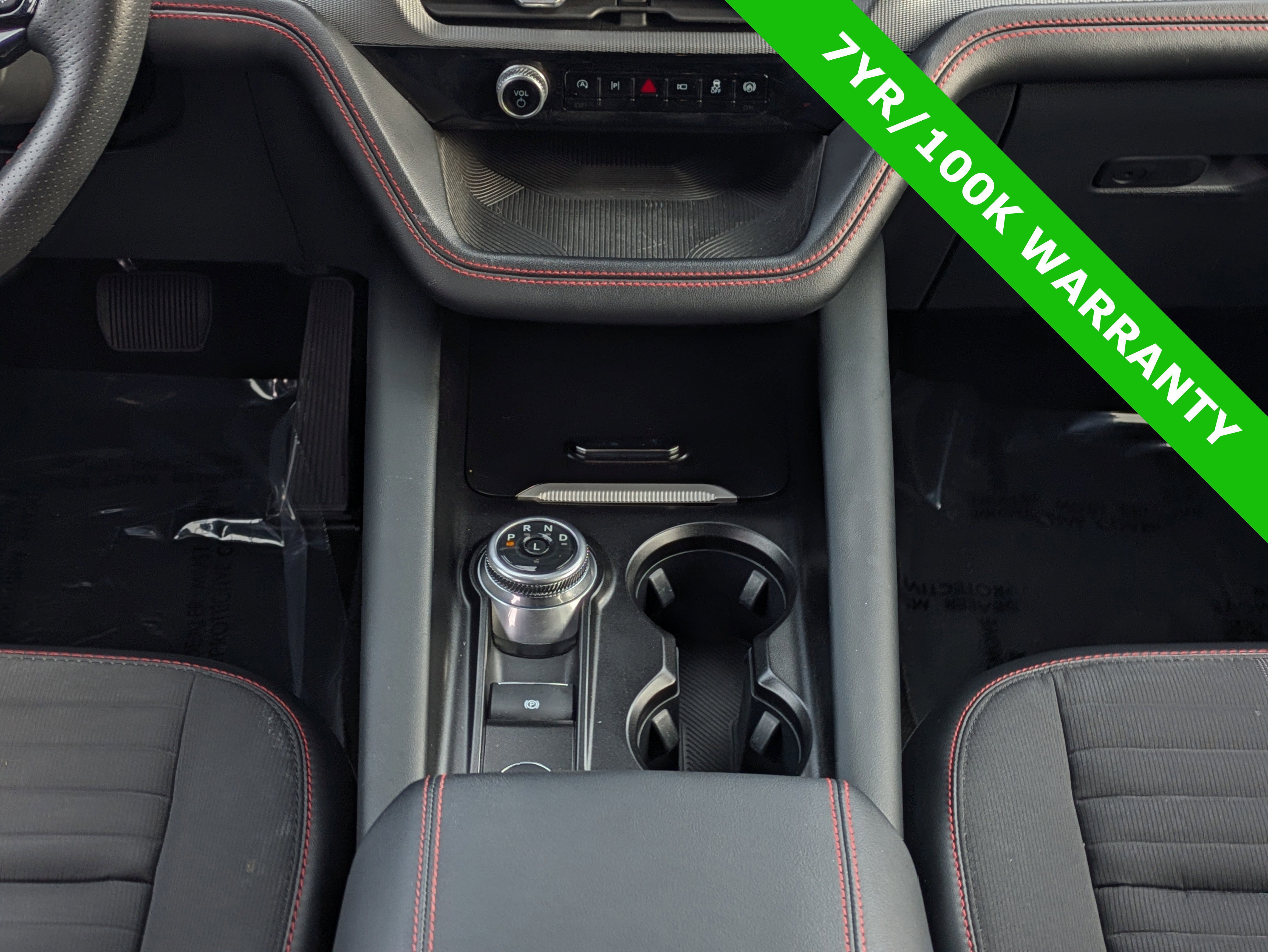 Certified 2025 Ford Explorer ST-Line w/ ST-Line Street Pack image 21