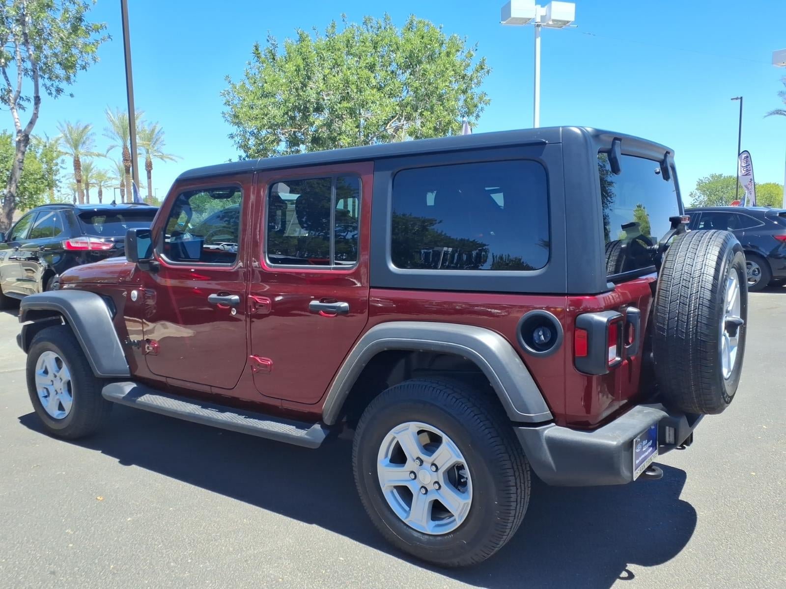 Used 2021 Jeep Wrangler Unlimited Sport AWD/4WD image 6
