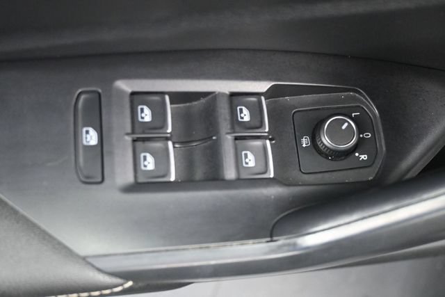 Used 2025 Volkswagen Jetta Sport FWD image 7