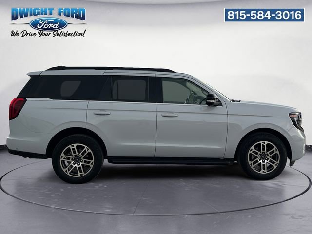 Certified 2025 Ford Expedition Active AWD/4WD image 6