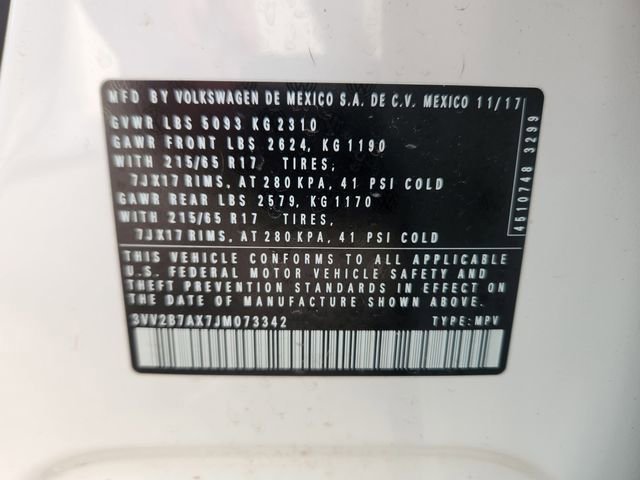 Used 2018 Volkswagen Tiguan SE w/ Panoramic Sunroof Package image 28