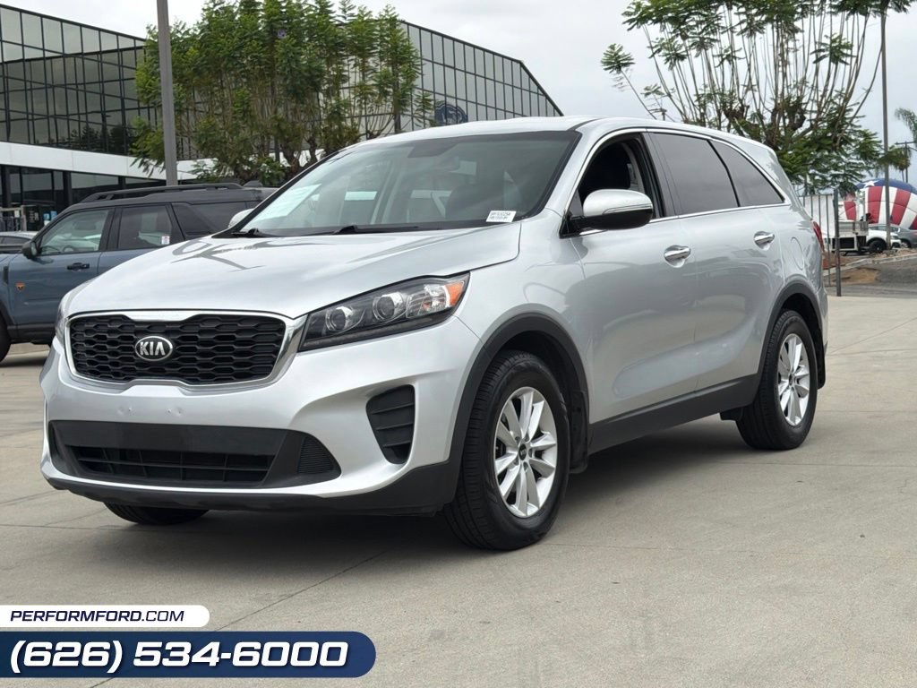 Used 2020 Kia Sorento LX FWD image 1
