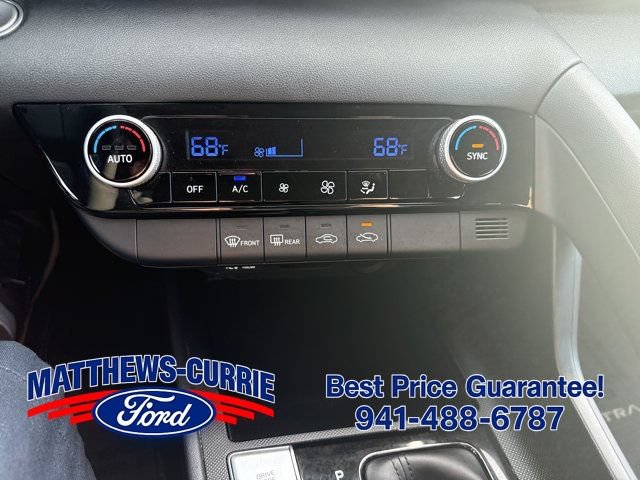 Used 2023 Hyundai Elantra SEL FWD image 18