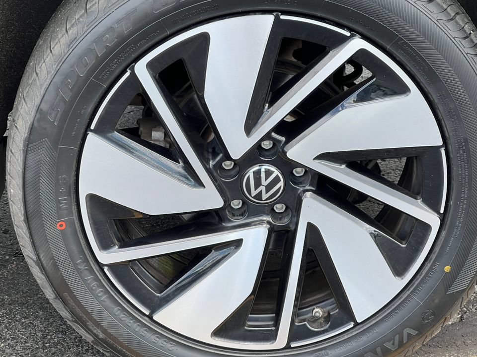 Used 2026 Volkswagen Atlas SE AWD/4WD image 9