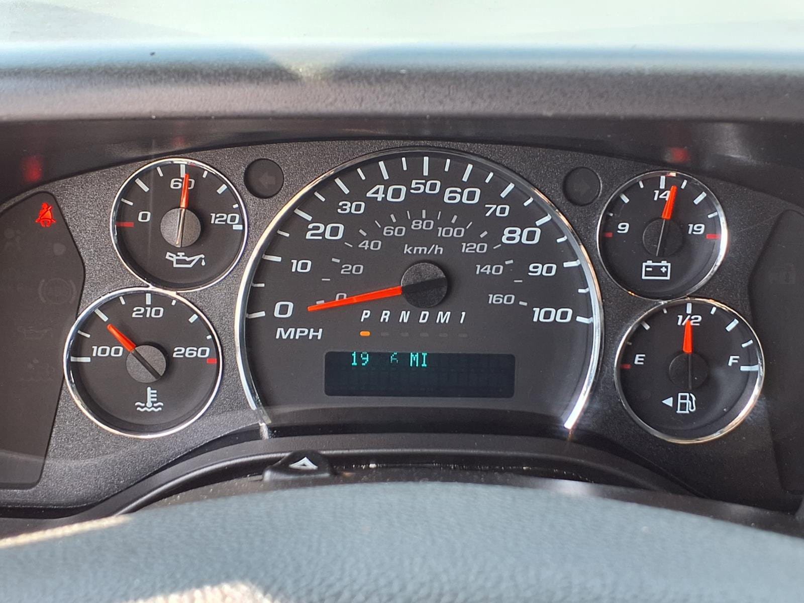 Used 2024 GMC Savana 2500 w/ Driver Convenience Package RWD image 19