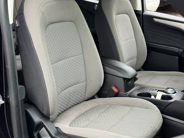 Certified 2021 Ford Escape SE w/ SE Sport Appearance Package FWD image 35