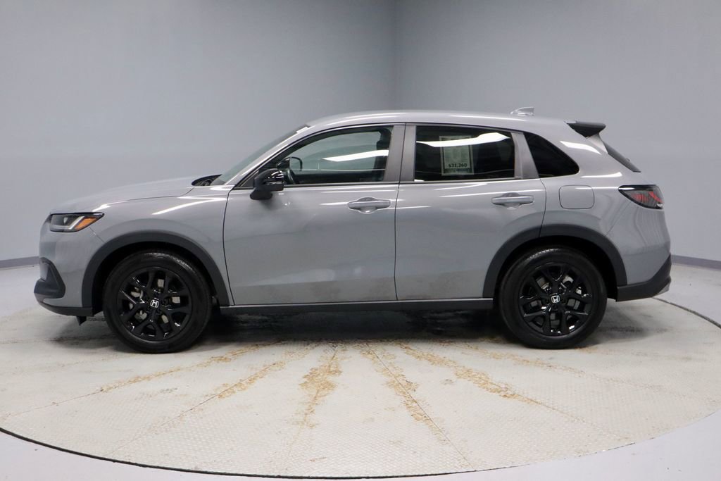 Used 2025 Honda HR-V Sport image 8