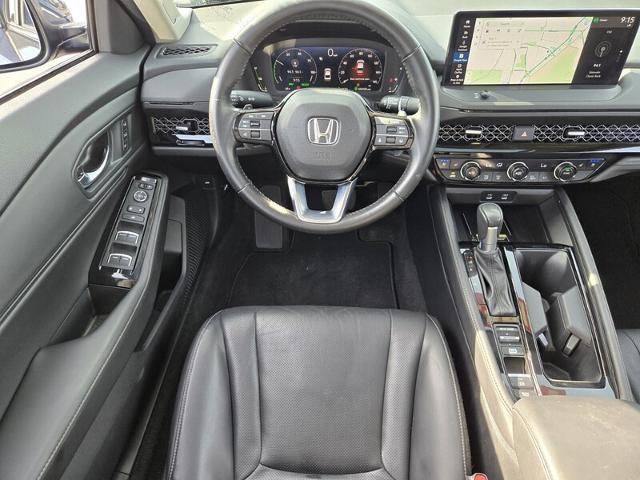 Used 2023 Honda Accord Touring image 14