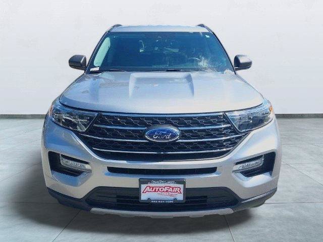 Certified 2024 Ford Explorer XLT w/ Equipment Group 202A AWD/4WD image 2