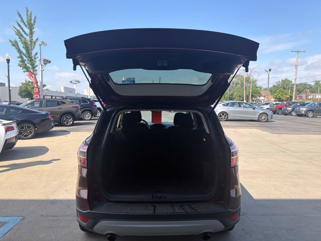 Certified 2018 Ford Escape SE FWD image 9