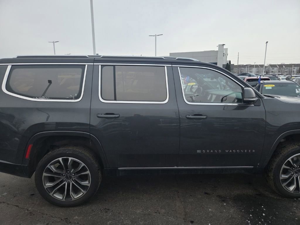 Used 2022 Jeep Grand Wagoneer Series III w/ Rear Seat Video Group 1 image 6