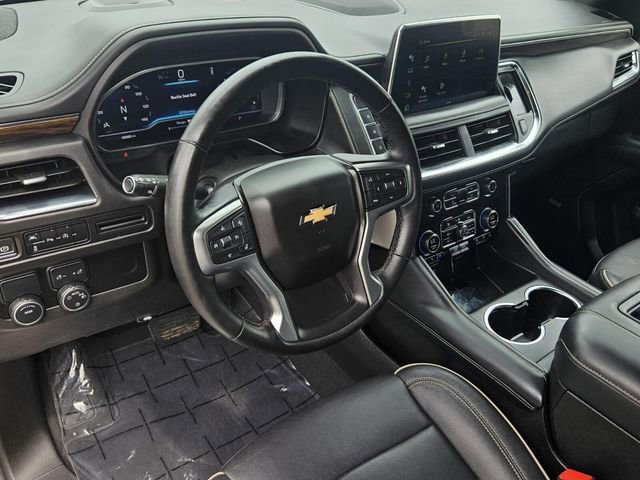 Used 2023 Chevrolet Suburban Premier image 38