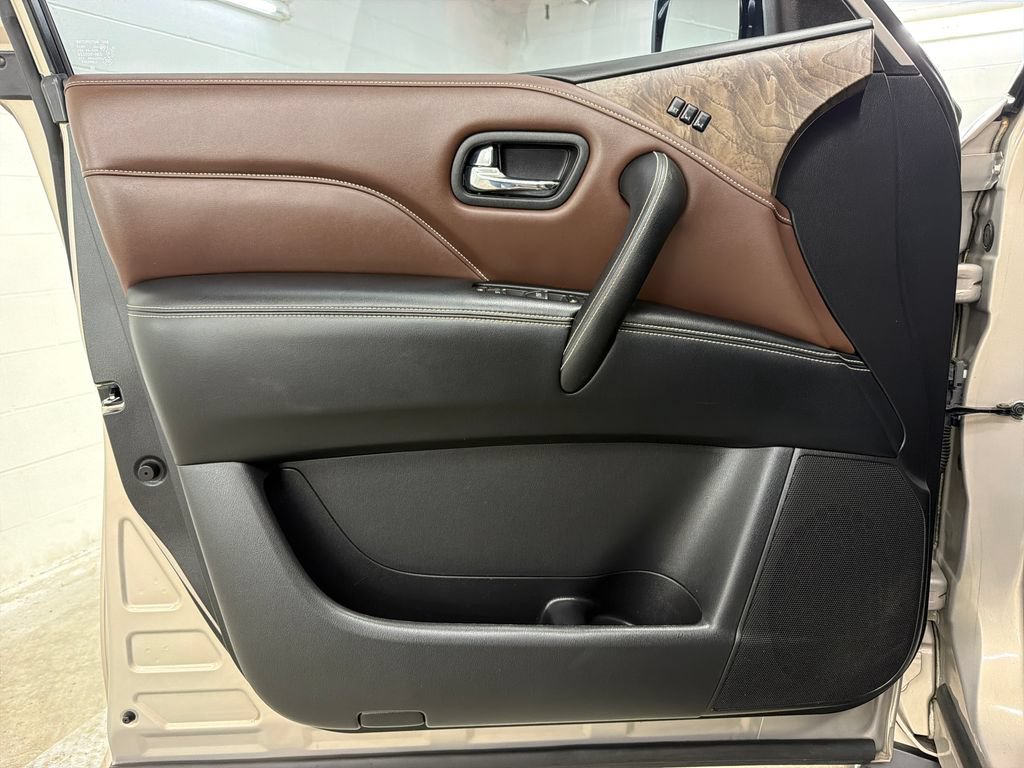 Used 2021 INFINITI QX80 Premium Select w/ Cargo Package AWD/4WD image 17