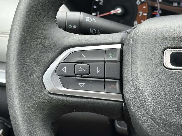 Used 2025 Jeep Compass Limited AWD/4WD image 22