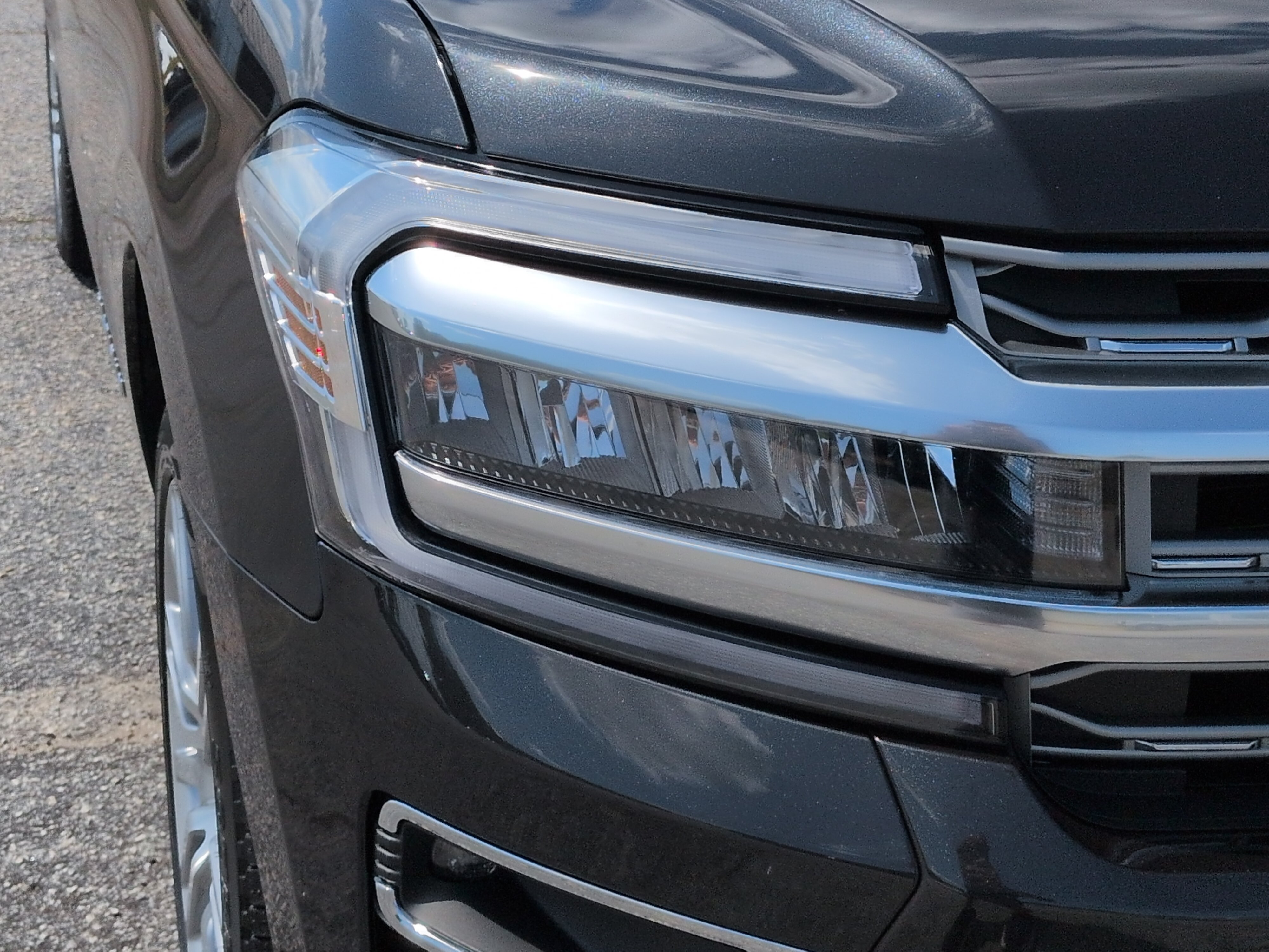 Certified 2024 Ford Expedition Max Platinum AWD/4WD image 8
