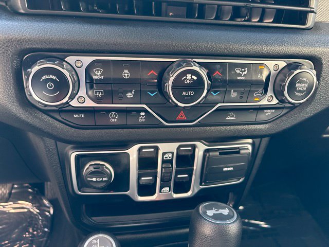 Used 2025 Jeep Wrangler Unlimited Sport AWD/4WD image 8
