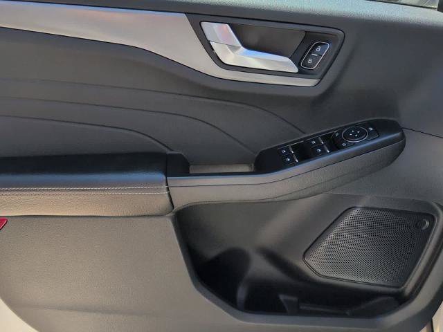 Certified 2024 Ford Escape SE FWD image 11