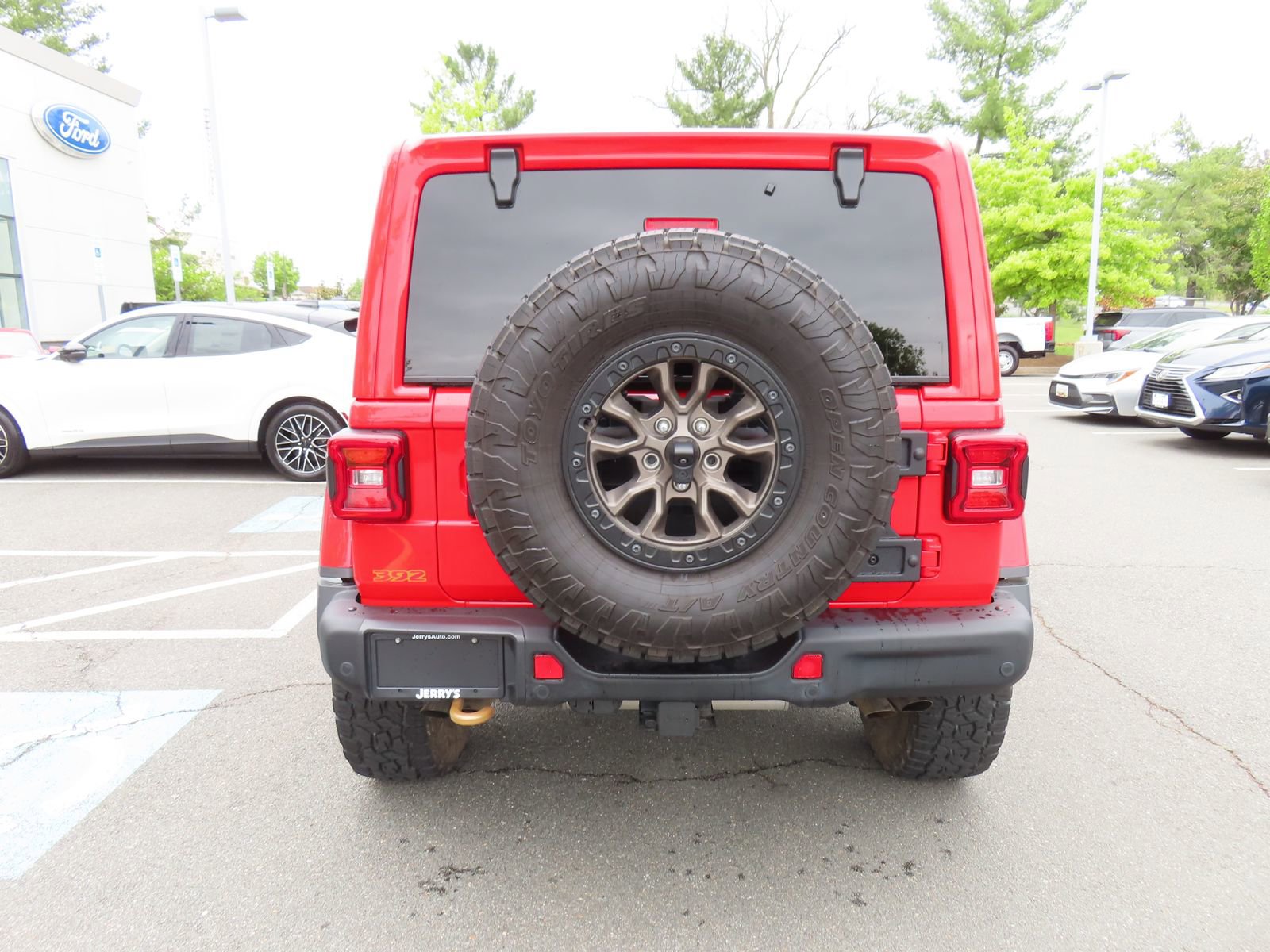 Used 2022 Jeep Wrangler Unlimited Rubicon w/ Trailer Tow Package AWD/4WD image 7
