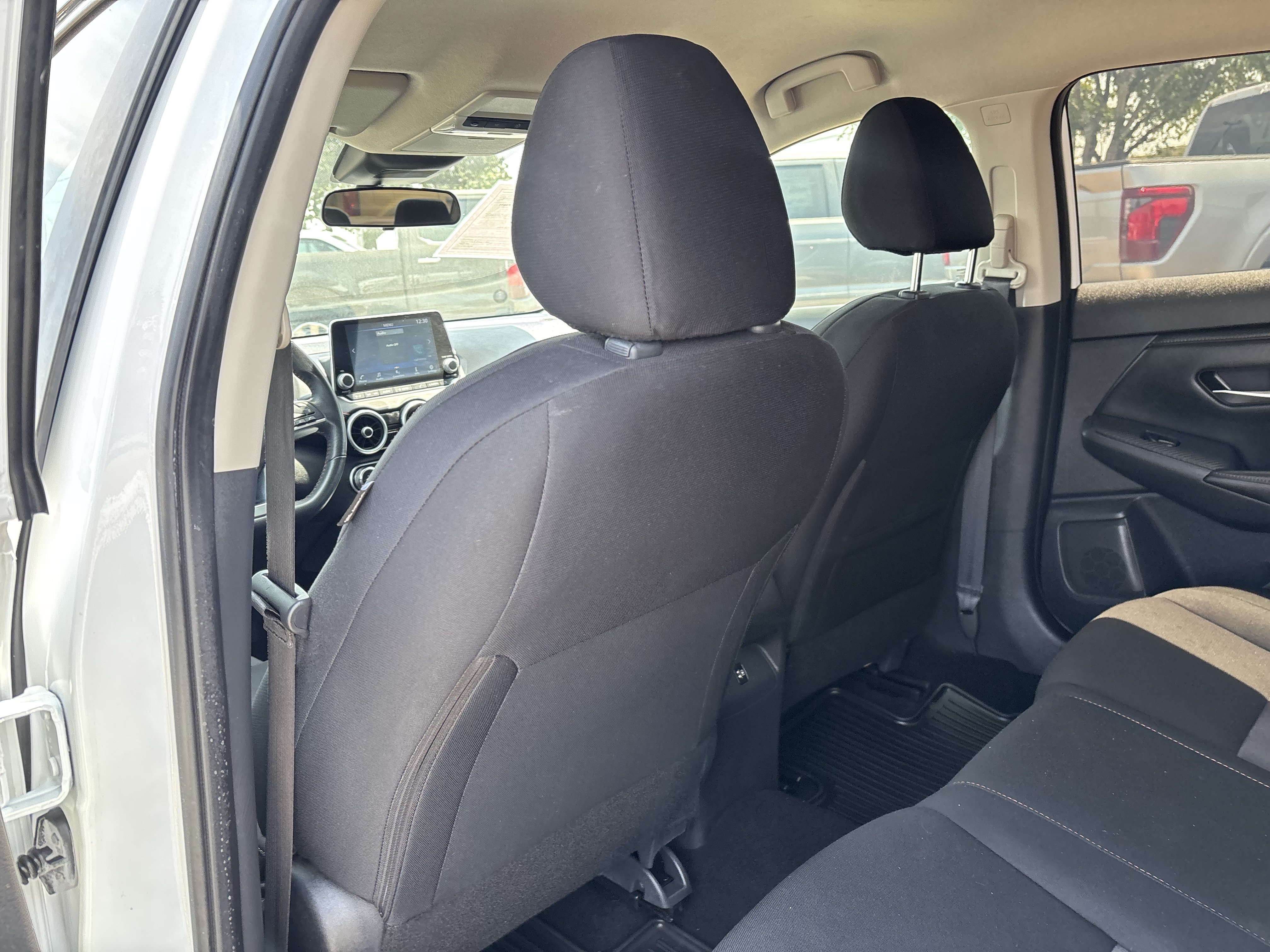 Used 2023 Nissan Sentra SR w/ Midnight Edition Package FWD image 17