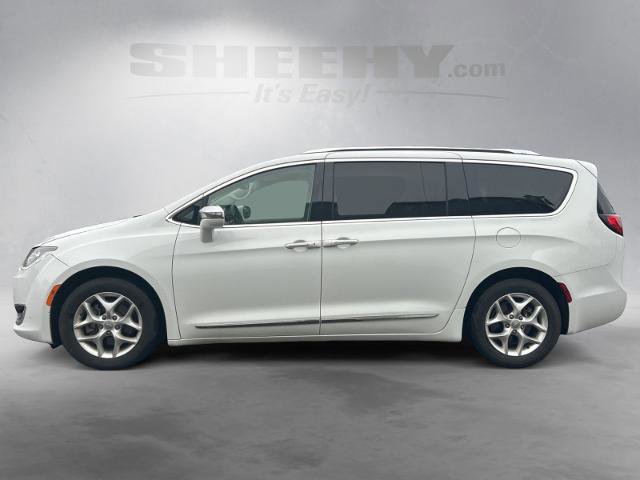Used 2020 Chrysler Pacifica Limited image 16