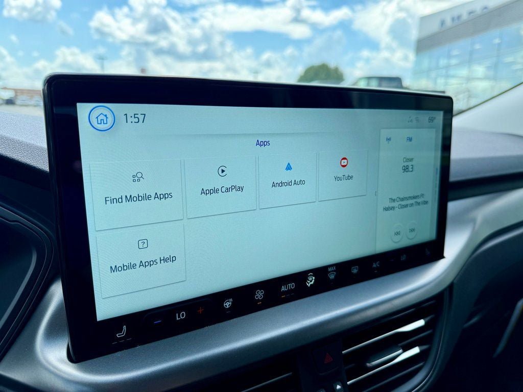 Certified 2025 Ford Escape SE FWD image 28