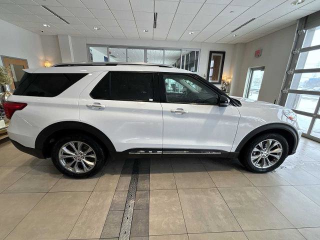 Certified 2021 Ford Explorer Limited w/ Equipment Group 301A image 2