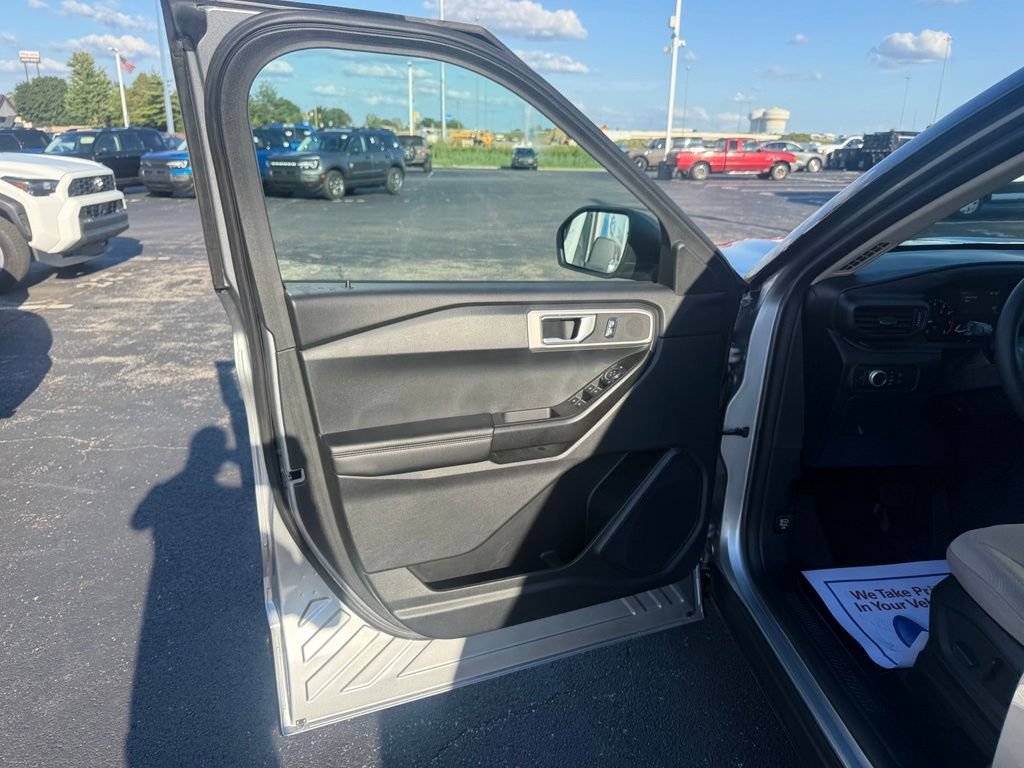 Certified 2021 Ford Explorer 4WD image 15