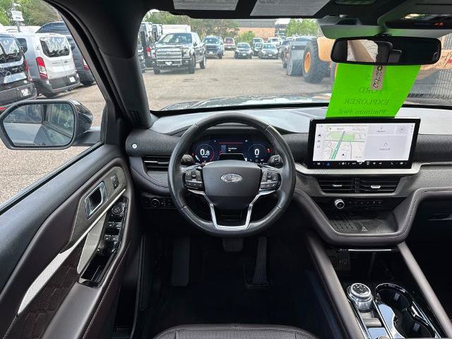 Certified 2025 Ford Explorer Platinum w/ Ultimate Package AWD/4WD image 10