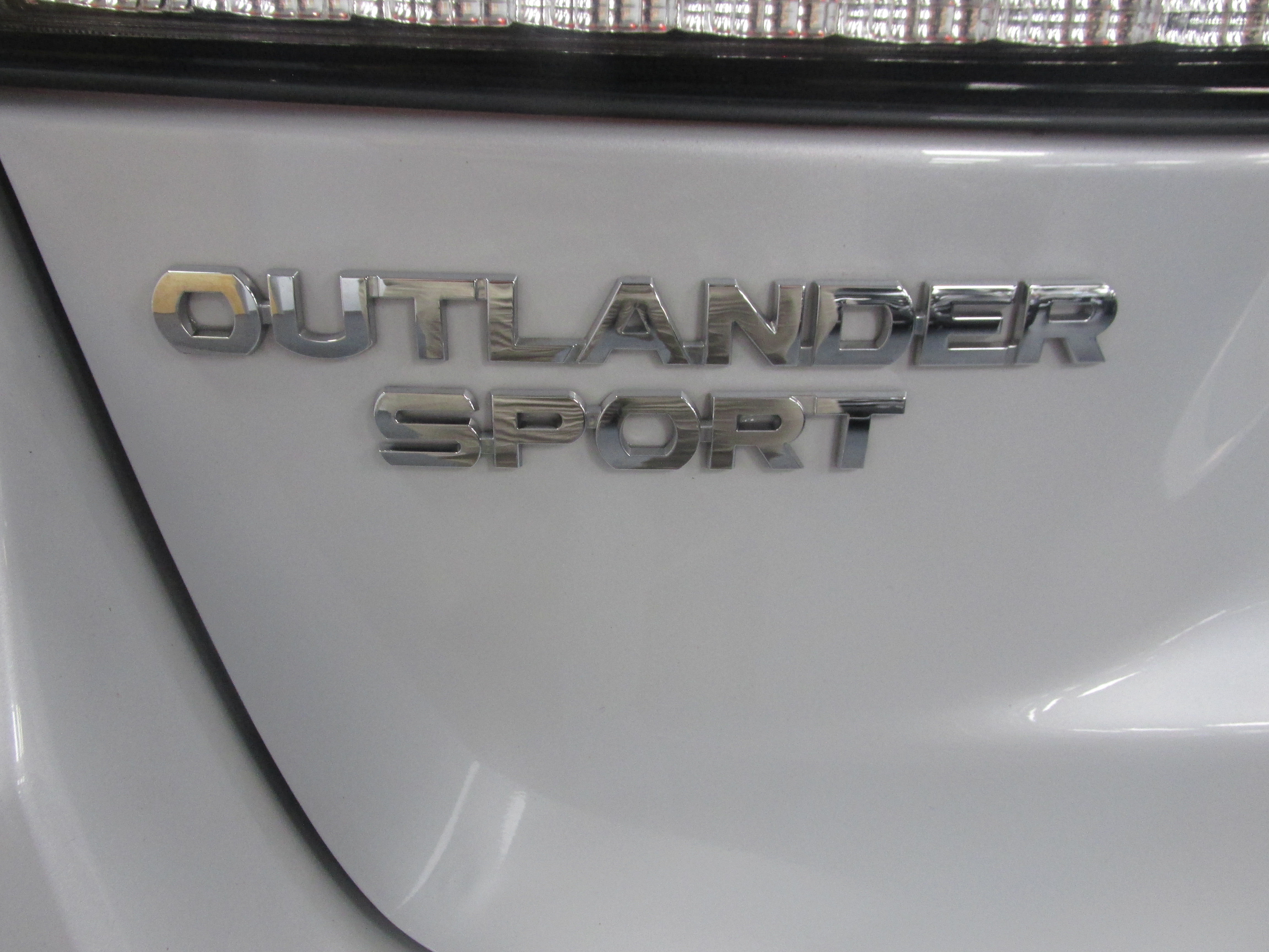Used 2024 Mitsubishi Outlander Sport Ralliart AWD/4WD image 9
