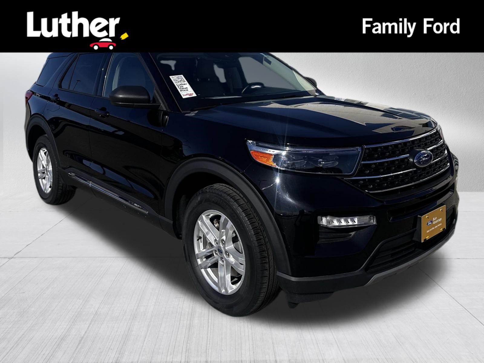 Certified 2023 Ford Explorer XLT w/ Equipment Group 202A AWD/4WD image 7