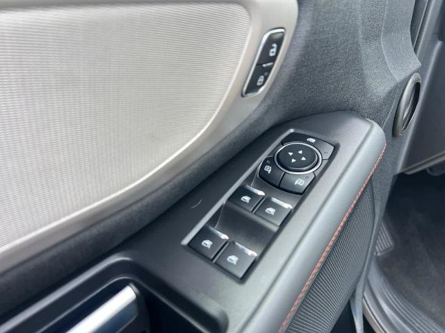Certified 2025 Ford Expedition Max Active RWD image 17