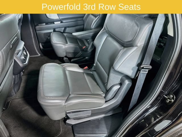 Certified 2025 Ford Expedition Active AWD/4WD image 21