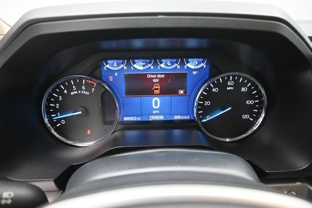 Certified 2022 Ford Expedition XLT RWD image 4