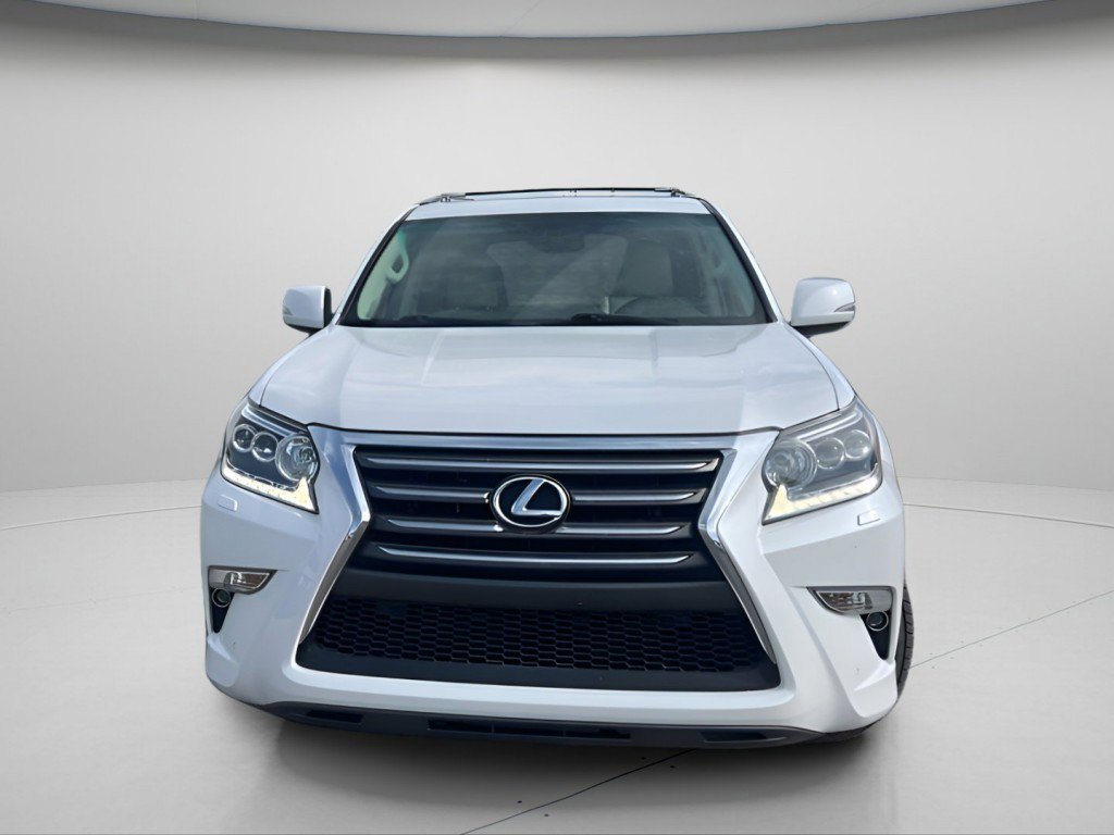 Used 2018 Lexus GX 460 Luxury w/ Preferred Accessory Package AWD/4WD image 18